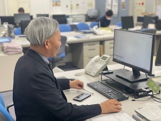 430673801